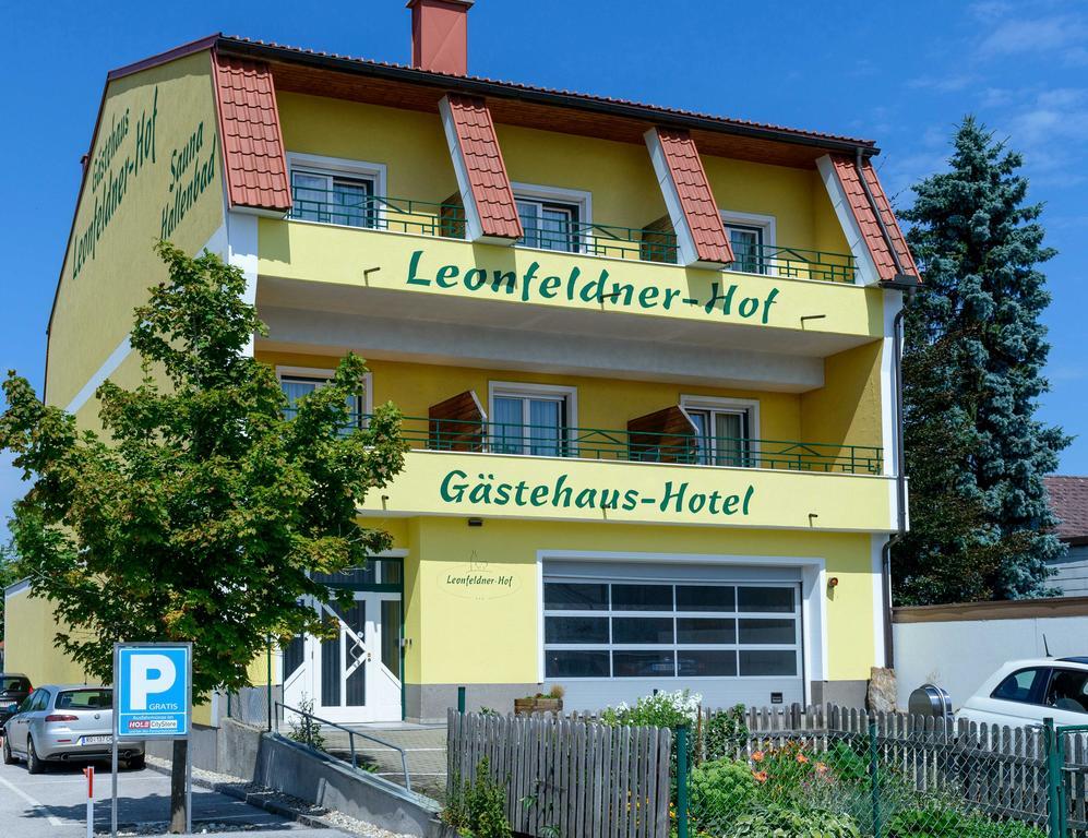Leonfeldner-Hof Hotel บาด ลีออนเฟลเดน ภายนอก รูปภาพ